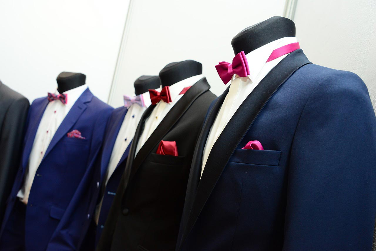 Solid colour suits for men