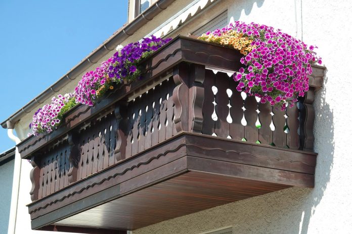 Balcony flower arrangement